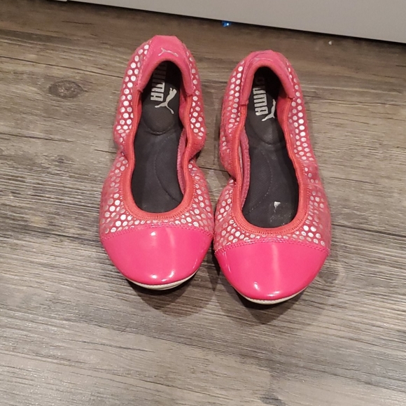 Fun Puma slip ons!